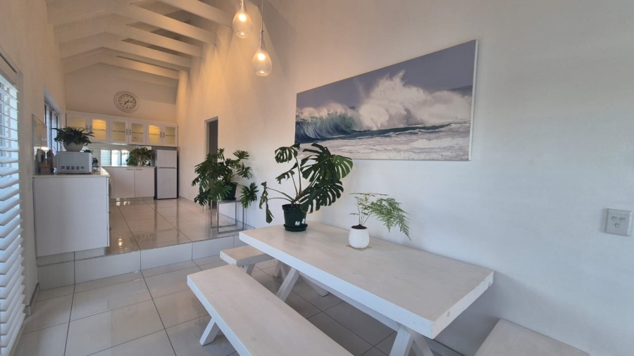 To Let 2 Bedroom Property for Rent in Middedorp Western Cape